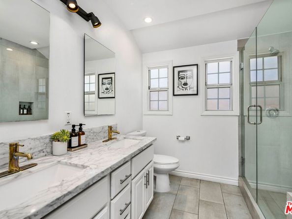 4949 Onaknoll Avenue, Los Angeles CA 90043