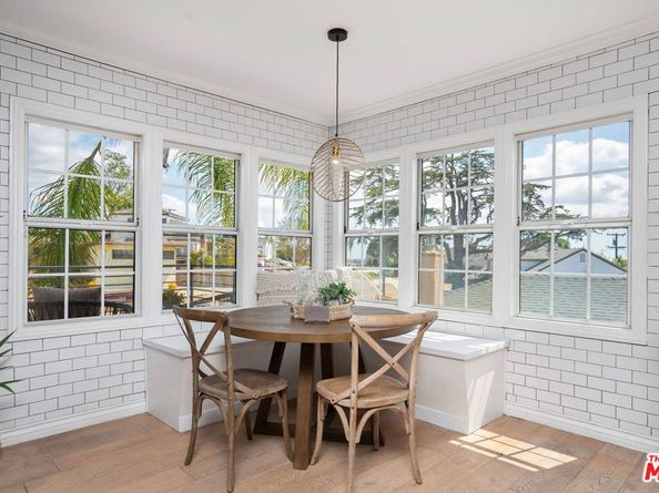 4949 Onaknoll Avenue, Los Angeles CA 90043