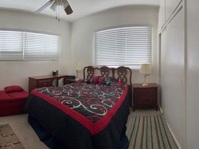 10401 S Van Ness Avenue, Inglewood CA 90303