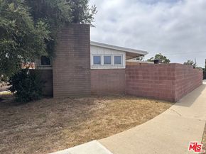 10401 S Van Ness Avenue, Inglewood CA 90303