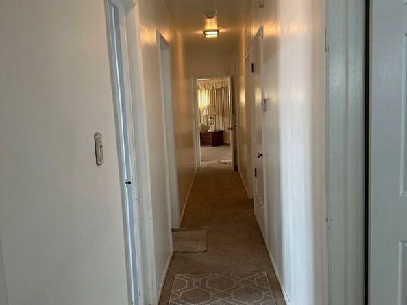 10401 S Van Ness Avenue, Inglewood CA 90303