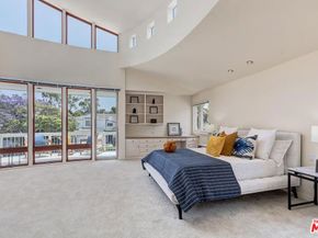 1307 Ozone Avenue, Santa Monica CA 90405