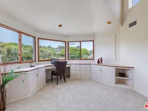 1307 Ozone Avenue, Santa Monica CA 90405