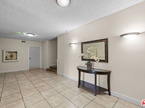 5339 Newcastle Avenue 205, Encino CA 91316