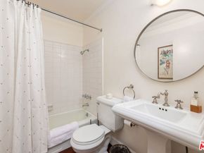 844 7th Street 1, Santa Monica CA 90403