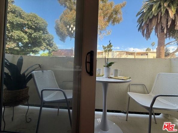 844 7th Street 1, Santa Monica CA 90403