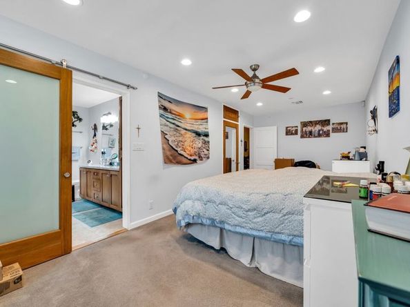 5217 Berryman Avenue, Culver City CA 90230