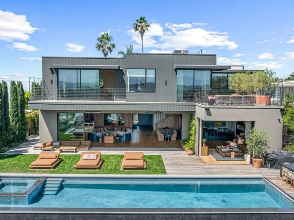 1030 Somera Road, Los Angeles CA 90077