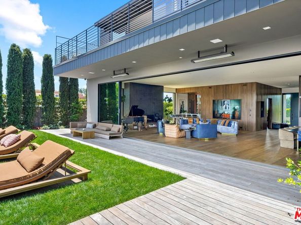 1030 Somera Road, Los Angeles CA 90077