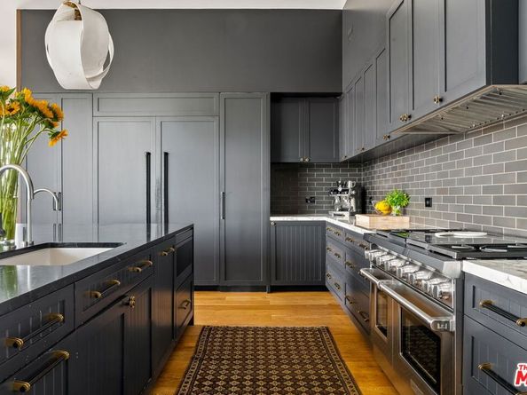 1030 Somera Road, Los Angeles CA 90077