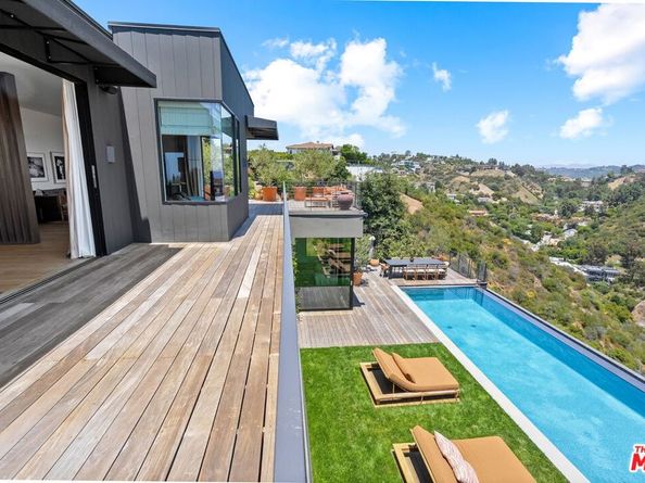 1030 Somera Road, Los Angeles CA 90077