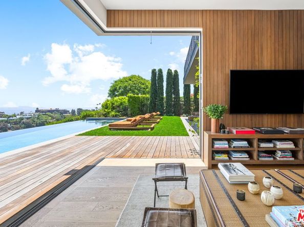 1030 Somera Road, Los Angeles CA 90077