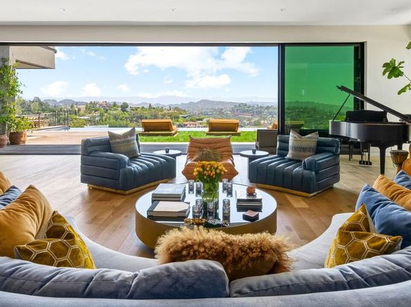 1030 Somera Road, Los Angeles CA 90077