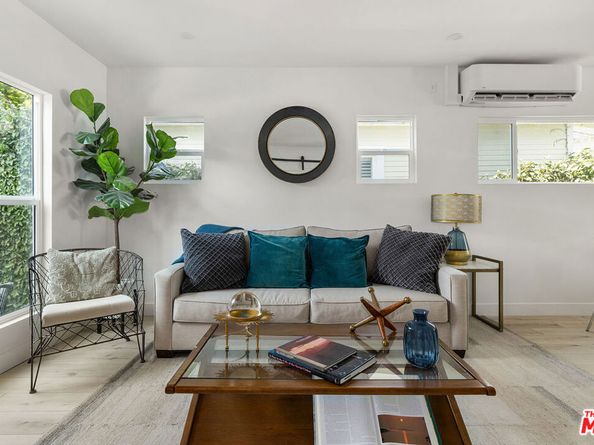 2354 Ocean Avenue, Venice CA 90291