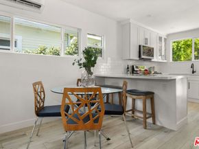 2354 Ocean Avenue, Venice CA 90291