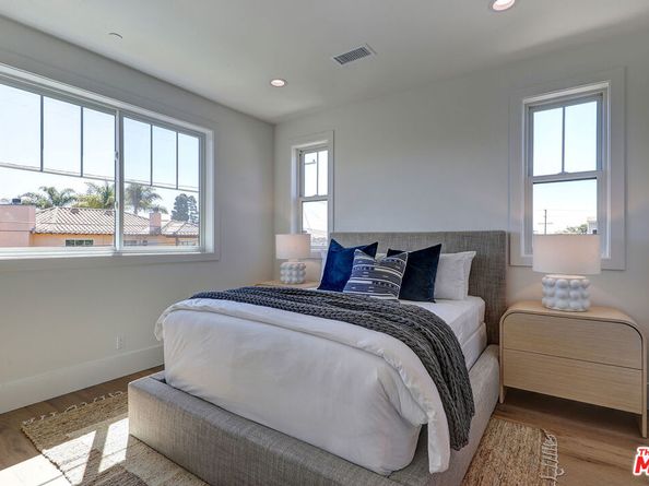 7733 Henefer Avenue, Los Angeles CA 90045
