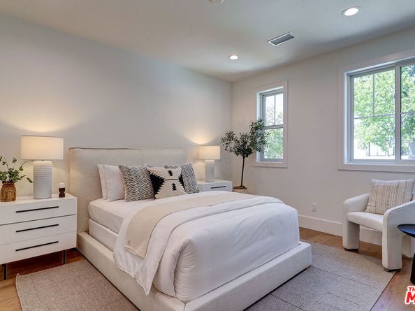 7733 Henefer Avenue, Los Angeles CA 90045