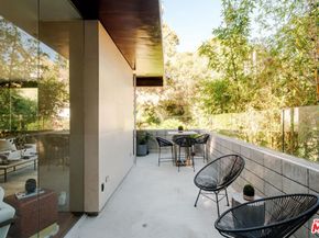 10060 Westwanda Drive, Beverly Hills CA 90210