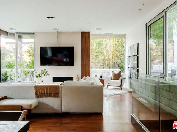 10060 Westwanda Drive, Beverly Hills CA 90210