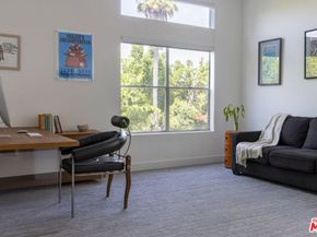 612 Flower Avenue C, Venice CA 90291