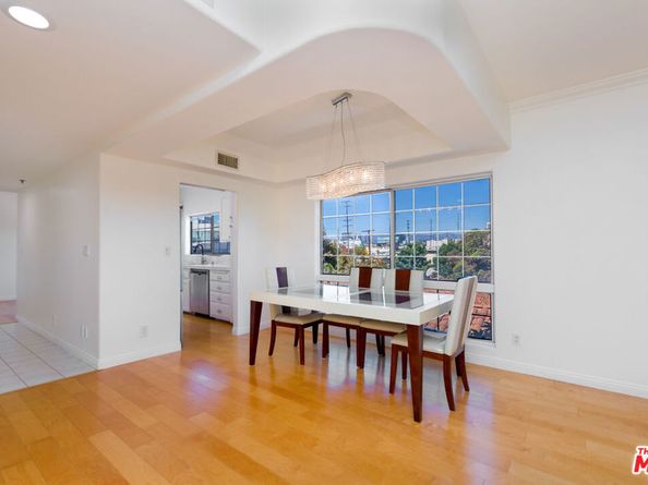 2205 S Bentley Avenue 302, Los Angeles CA 90064