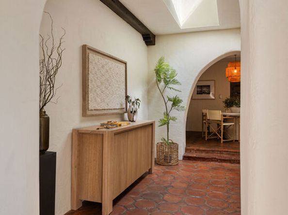 1012 Superba Avenue, Venice CA 90291