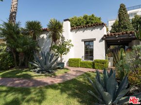 1012 Superba Avenue, Venice CA 90291
