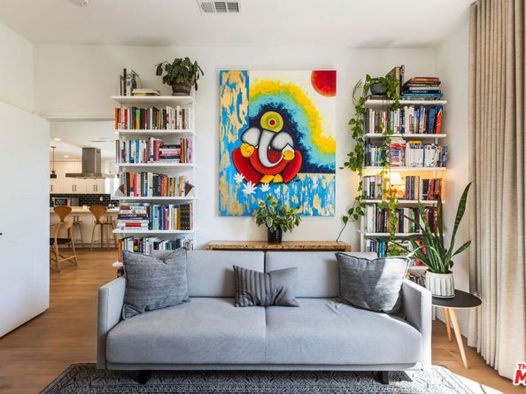 11019 Hortense Street, North Hollywood CA 91602