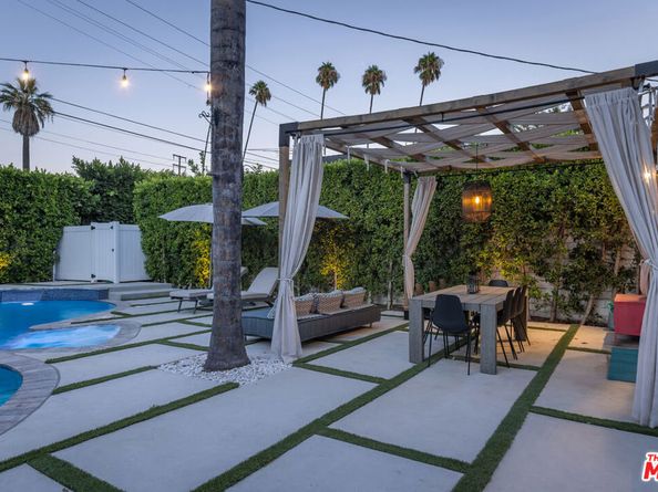 11019 Hortense Street, North Hollywood CA 91602