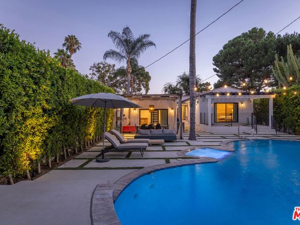 11019 Hortense Street, North Hollywood CA 91602