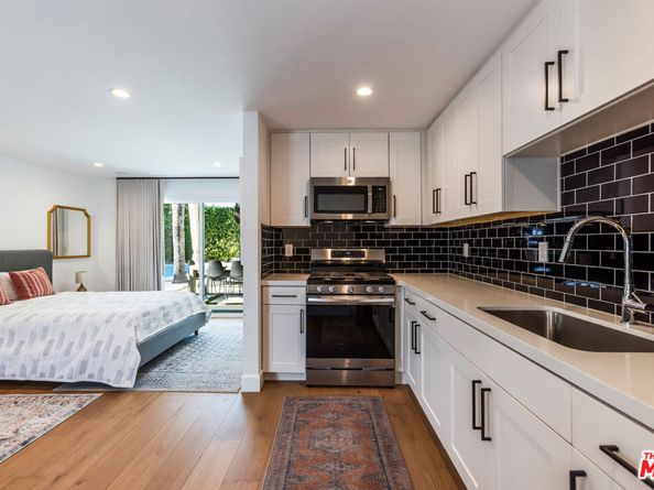 11019 Hortense Street, North Hollywood CA 91602