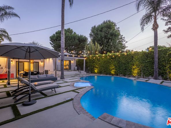 11019 Hortense Street, North Hollywood CA 91602
