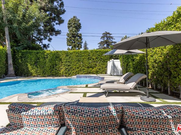 11019 Hortense Street, North Hollywood CA 91602