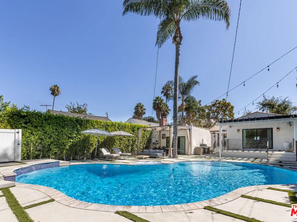 11019 Hortense Street, North Hollywood CA 91602