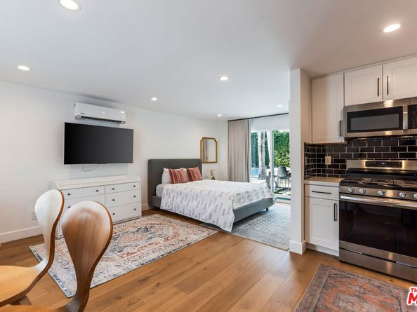 11019 Hortense Street, North Hollywood CA 91602