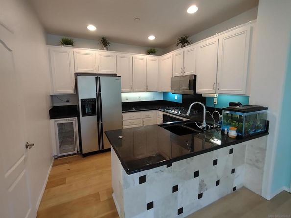 13049 Cadencia Pl, San Diego CA 92130