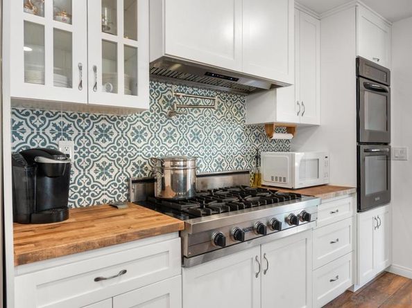 3415 Fenelon St, San Diego CA 92106