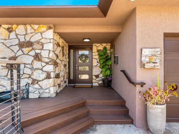 3415 Fenelon St, San Diego CA 92106