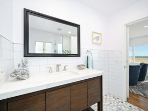 206 E Oceanfront, Newport Beach CA 92661