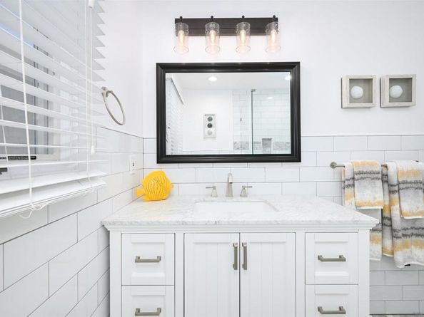 206 E Oceanfront, Newport Beach CA 92661