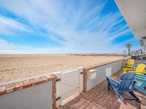 206 E Oceanfront, Newport Beach CA 92661