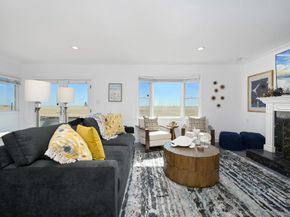 206 E Oceanfront, Newport Beach CA 92661