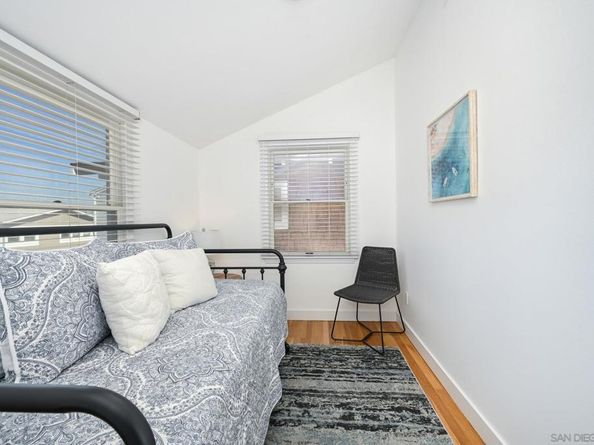 206 E Oceanfront, Newport Beach CA 92661