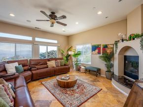 1152 Stoneridge Dr., El Cajon CA 92021