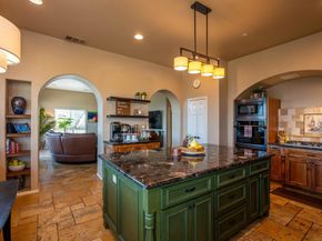 1152 Stoneridge Dr., El Cajon CA 92021