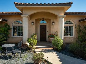 1152 Stoneridge Dr., El Cajon CA 92021