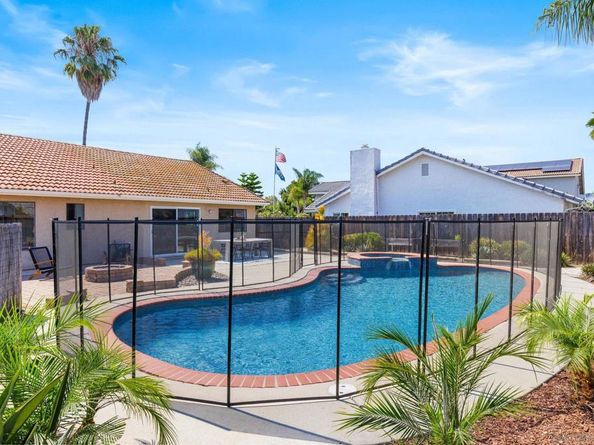 206 Avenida Las Brisas, Oceanside CA 92057