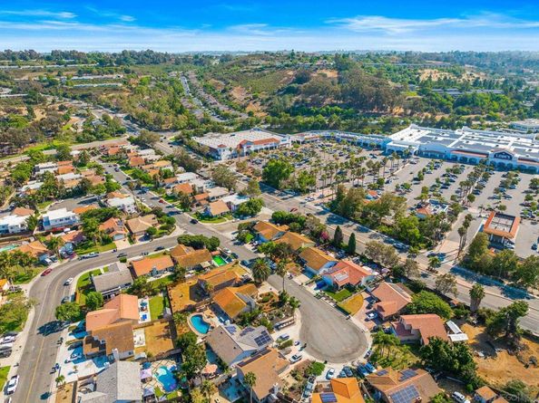 206 Avenida Las Brisas, Oceanside CA 92057