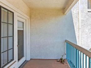 16430 Avenida Venusto D, San Diego CA 92128