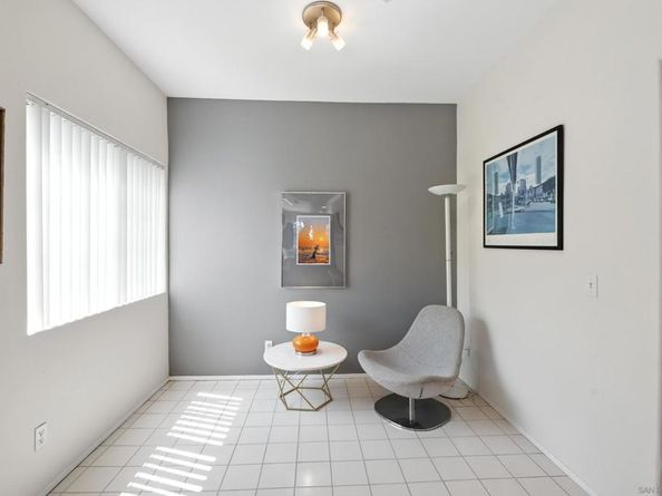 16430 Avenida Venusto D, San Diego CA 92128